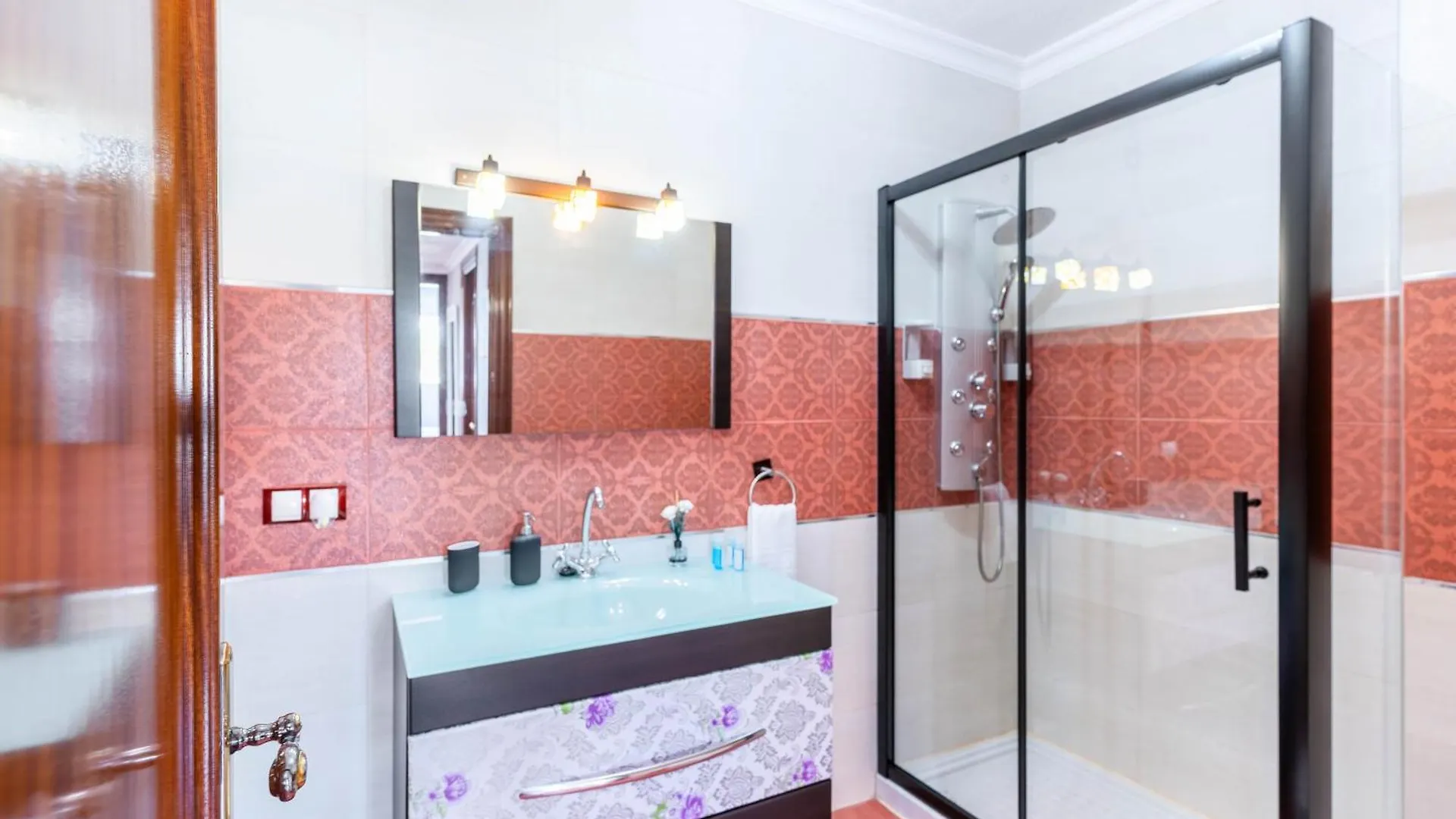 Casa Valparaiso R&R اغوادولس 0*,